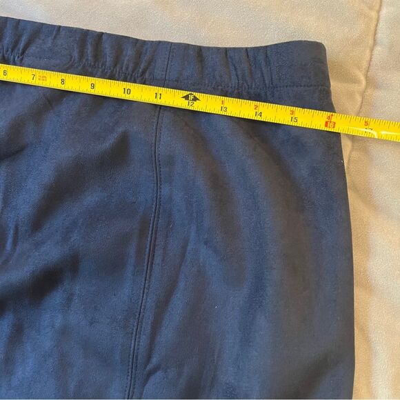 J. Jill Knee-Length Skirt in Brushed Suede - Navy Blue - Size M - Picture 6 of 7
